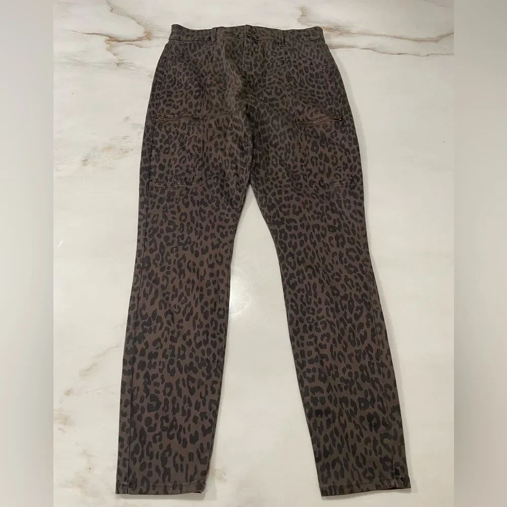 Pistola leopard print pants size 29
